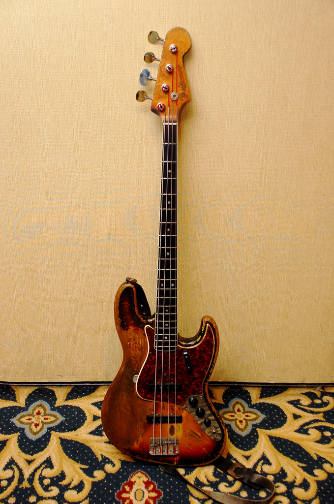 Beat-up Bass